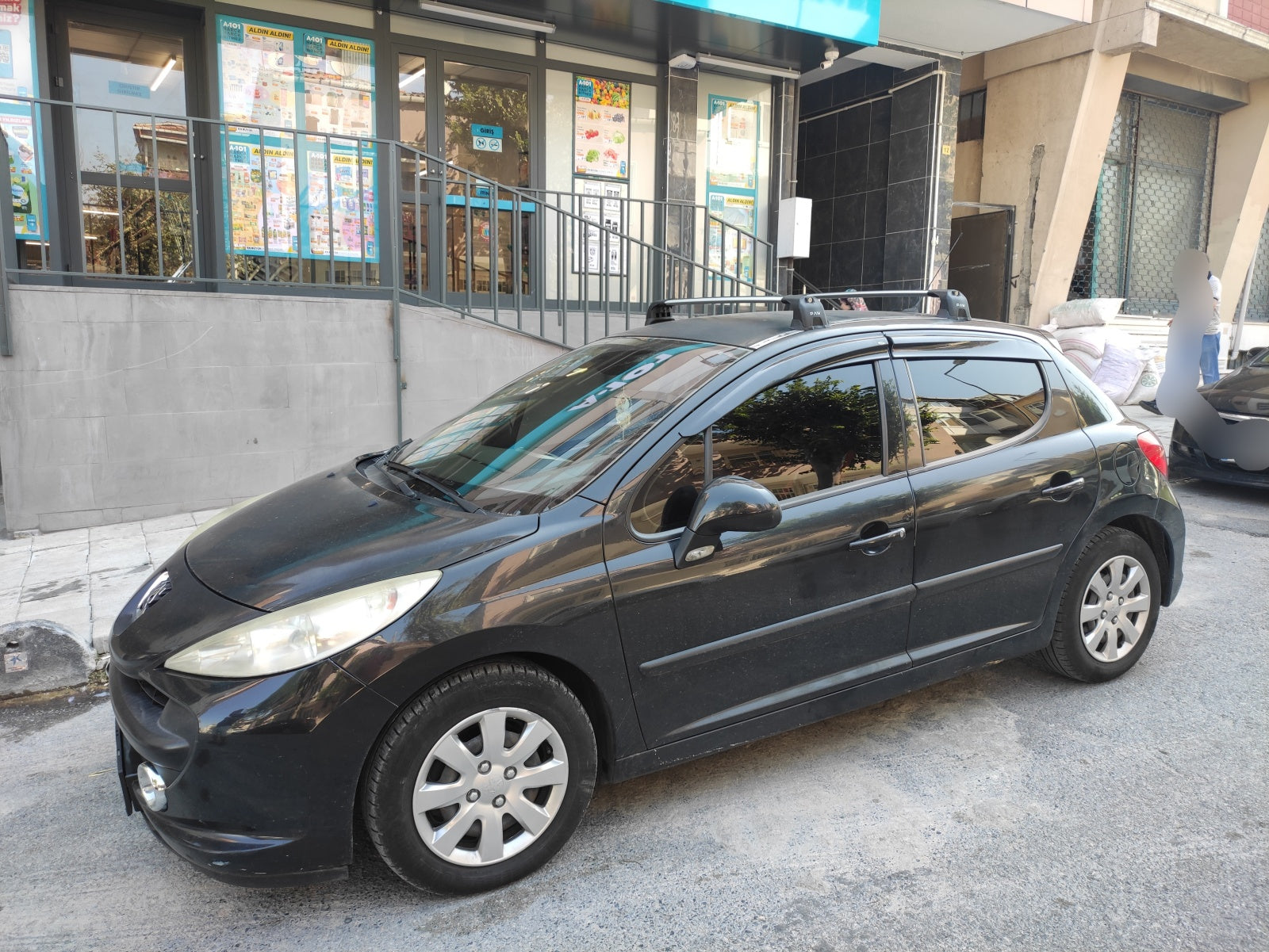 For Peugeot 207 2006-2012 Roof Rack System Carrier Cross Bars Aluminum Lockable High Quality of Metal Bracket Silver For Peugeot 207 2006-2012 Roof Rack System Carrier Cross Bars Aluminum Lockable High Quality of Metal Bracket Silver